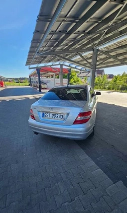Mercedes-Benz Klasa C cena 31500 przebieg: 208500, rok produkcji 2008 z Krynki małe 92